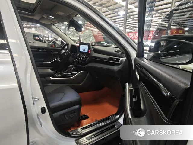 Toyota Highlander id 4291376 из Китая 8