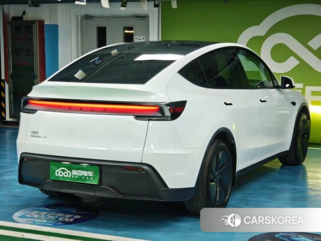 Tesla Model Y id 4209061 из Китая 17