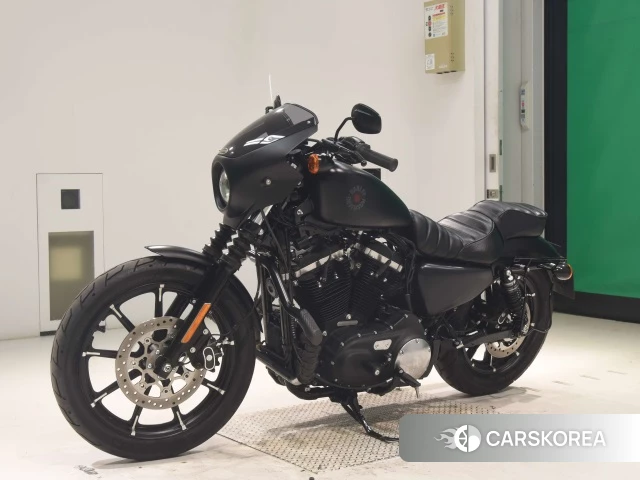 Harley-Davidson Sportster XL883N 2021 из Японии, фото 2