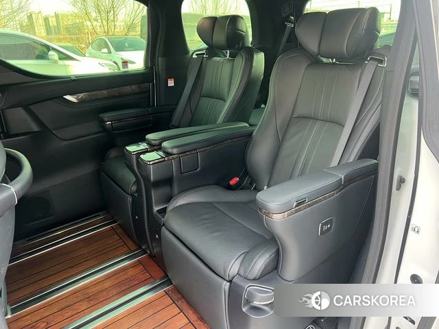 Toyota Wilfa id 3882274 из Китая 9