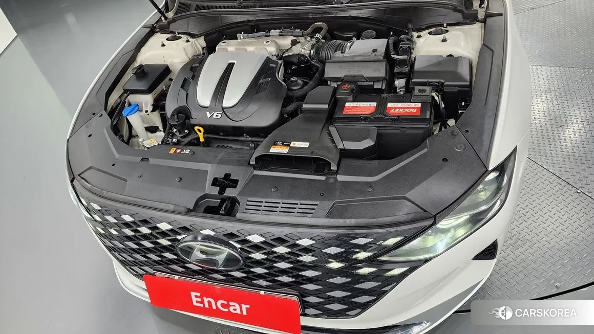 Hyundai The New Grandeur IG id 1980962 из Кореи 16