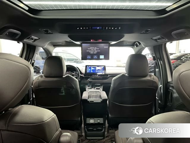 Toyota Grevia 2023 Белый из Китая, фото 6