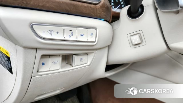 Genesis G90 id 3924701 из Кореи 16