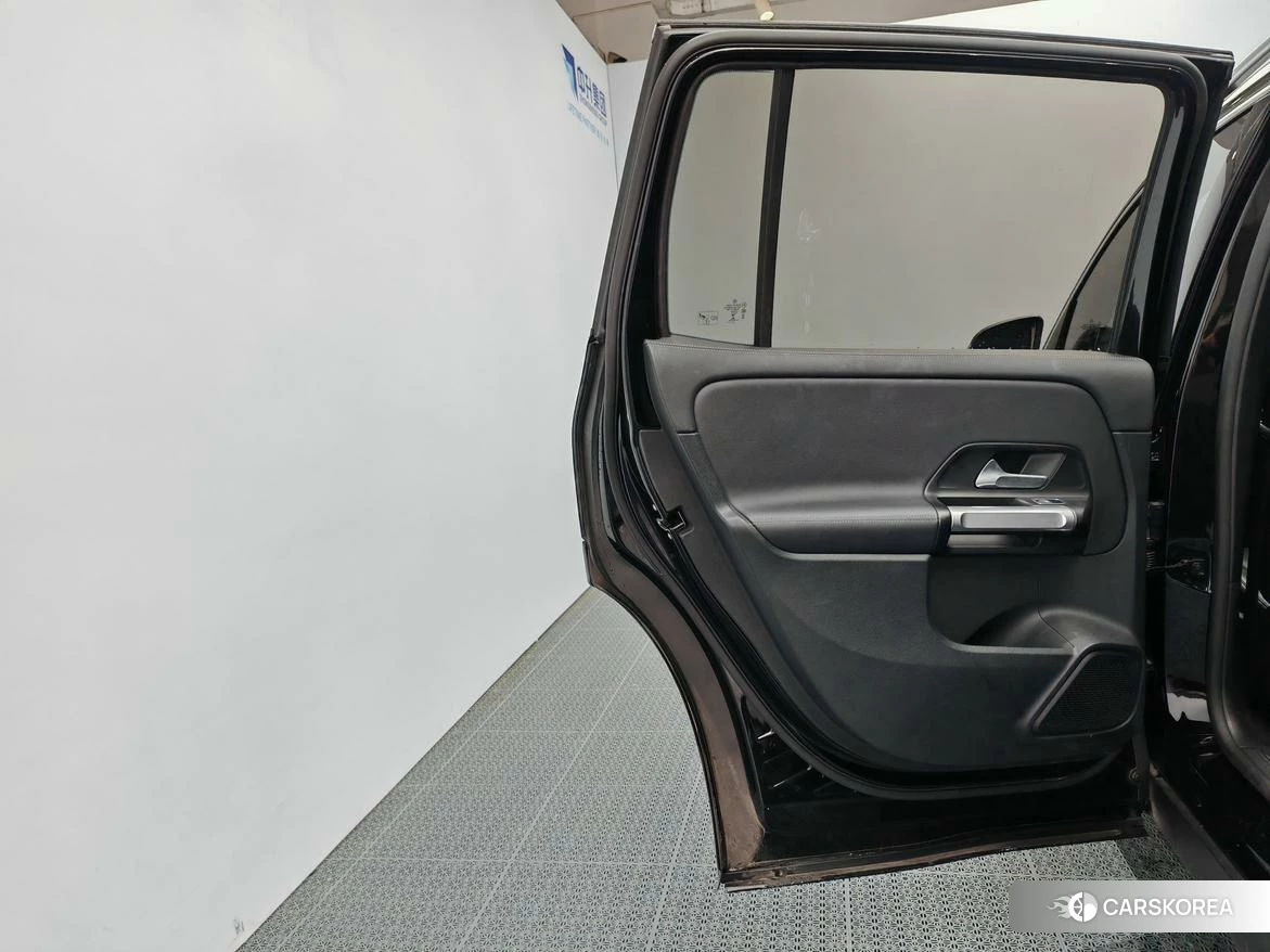 Mercedes-Benz GLB id 4515216 из Китая 16