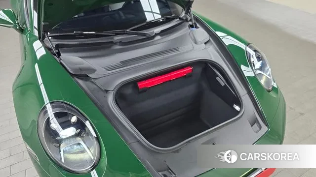 Porsche 911(992) id 3700885 из Кореи 16