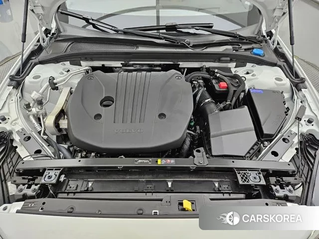 Volvo V60 Cross-Country 2nd Generation id 3415287 из Кореи 16