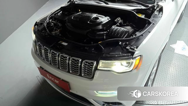 Jeep Grand Cherokee id 4344587 из Кореи 27
