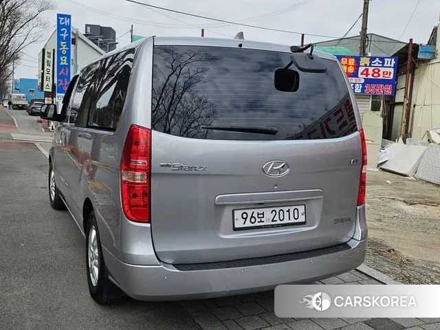 Hyundai The New Grand Starex id 3748384 из Кореи 16