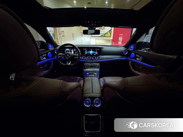 Mercedes-Benz E-class id 4359365 из Китая 19