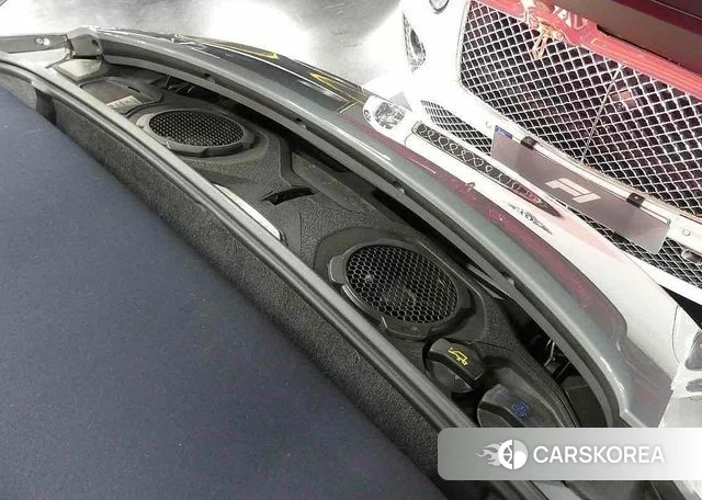 Porsche 911(992) id 4360643 из Кореи 16