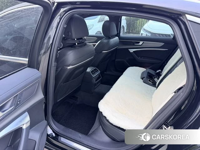 Audi A6L id 4328973 из Китая 16