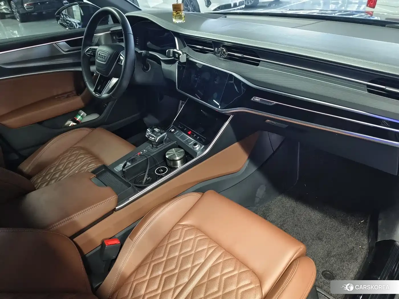 Audi A6L id 4545753 из Китая 15