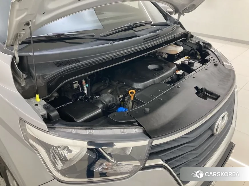 Hyundai The New Grand Starex id 1136113 из Кореи 16