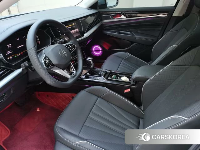 Volkswagen Passat id 4209702 из Китая 18