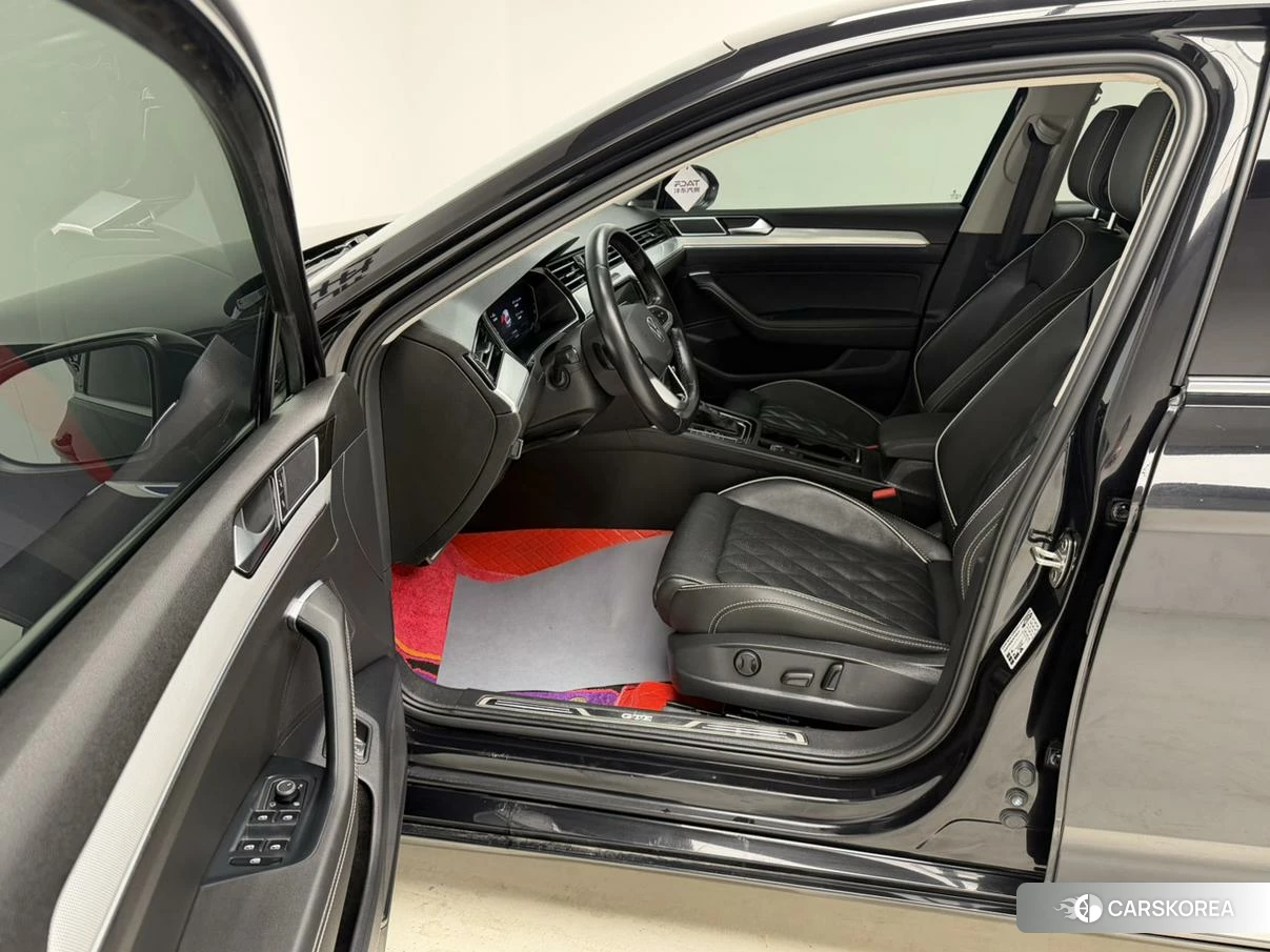 Volkswagen Magotan PHEV id 4487219 из Китая 14