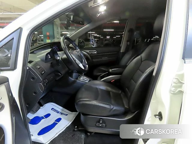 Ssangyong Korando Turismo id 4285539 из Кореи 16