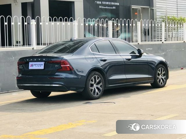 Volvo S60 id 4190420 из Китая 14