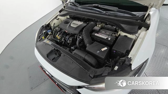 Hyundai Avante AD id 4568624 из Кореи 21