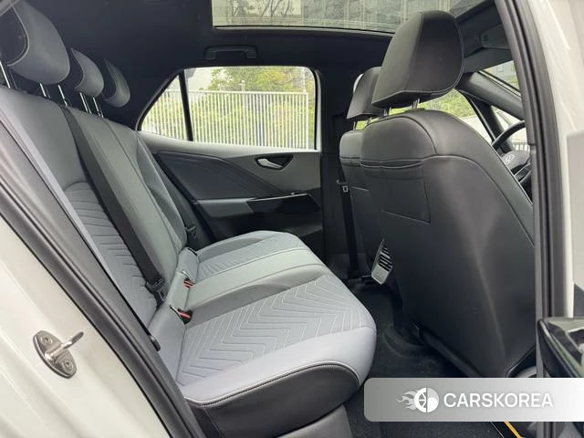 Volkswagen ID.3 id 4236584 из Китая 34