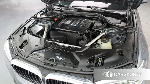 BMW 5 Series (G30) id 3469907 из Кореи 16