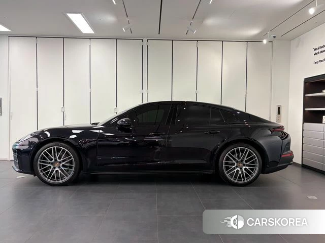 Porsche Panamera (976) id 4523302 из Кореи 8