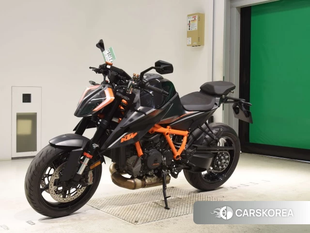 Проданный KTM 1290 SUPER DUKE R 2020 из Японии, фото 3