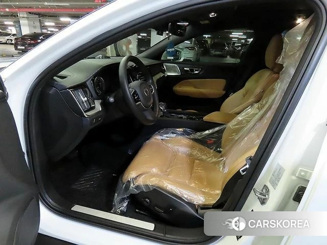 Volvo V60 Cross-Country 2nd Generation id 3916962 из Кореи 16