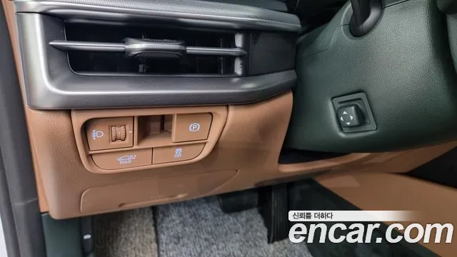 Hyundai Grandeur (GN7) id 2618225 из Кореи 16