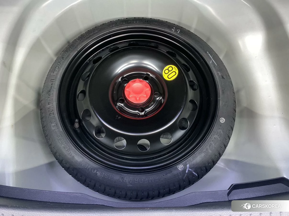 Toyota Levin id 4504739 из Китая 18