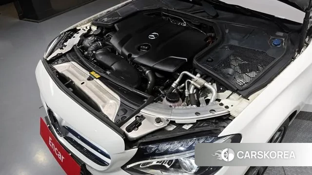 Mercedes-Benz C-Class W205 id 3292524 из Кореи 16