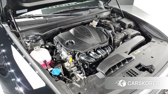 Hyundai Grandeur (GN7) id 3732595 из Кореи 17