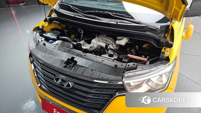 Hyundai The New Grand Starex id 3349798 из Кореи 16