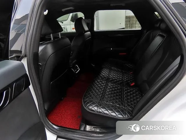 Hyundai Grandeur (GN7) id 3523983 из Кореи 16