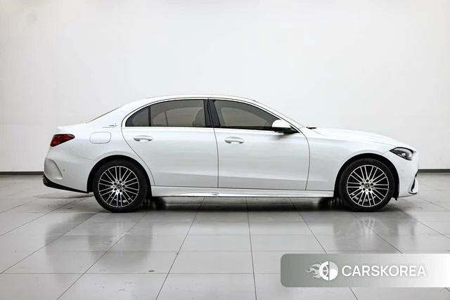Mercedes-Benz Class C id 4272504 из Китая 16