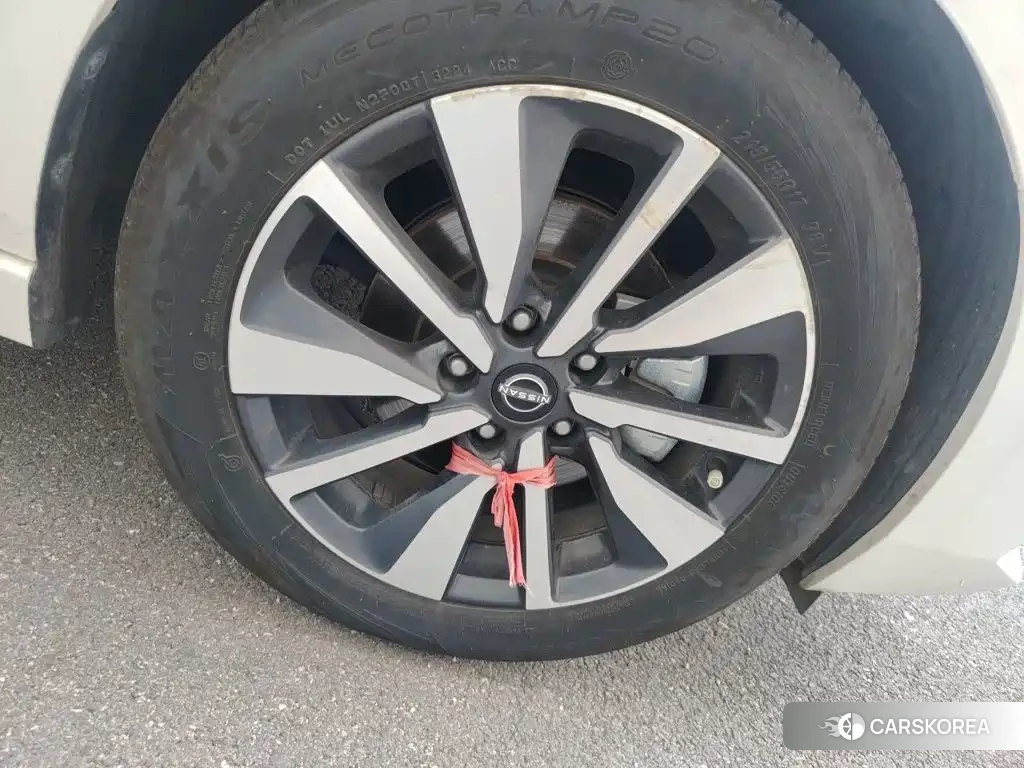 Nissan Sylphy id 4674406 из Китая 22