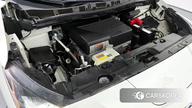 Nissan Leaf (ZE1) id 3344992 из Кореи 16