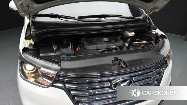 Hyundai The New Grand Starex id 3845354 из Кореи 16