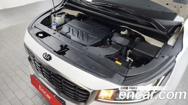 Kia The New Carnival id 2704333 из Кореи 16