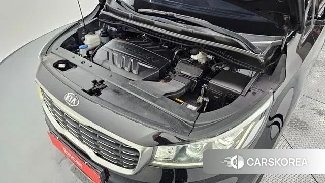 Kia The New Carnival id 2999999 из Кореи 16