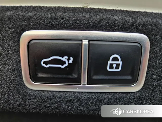 Hyundai Grandeur (GN7) id 3410878 из Кореи 16