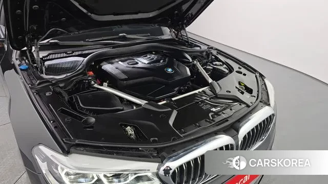 BMW 5 Series (G30) id 3698215 из Кореи 16