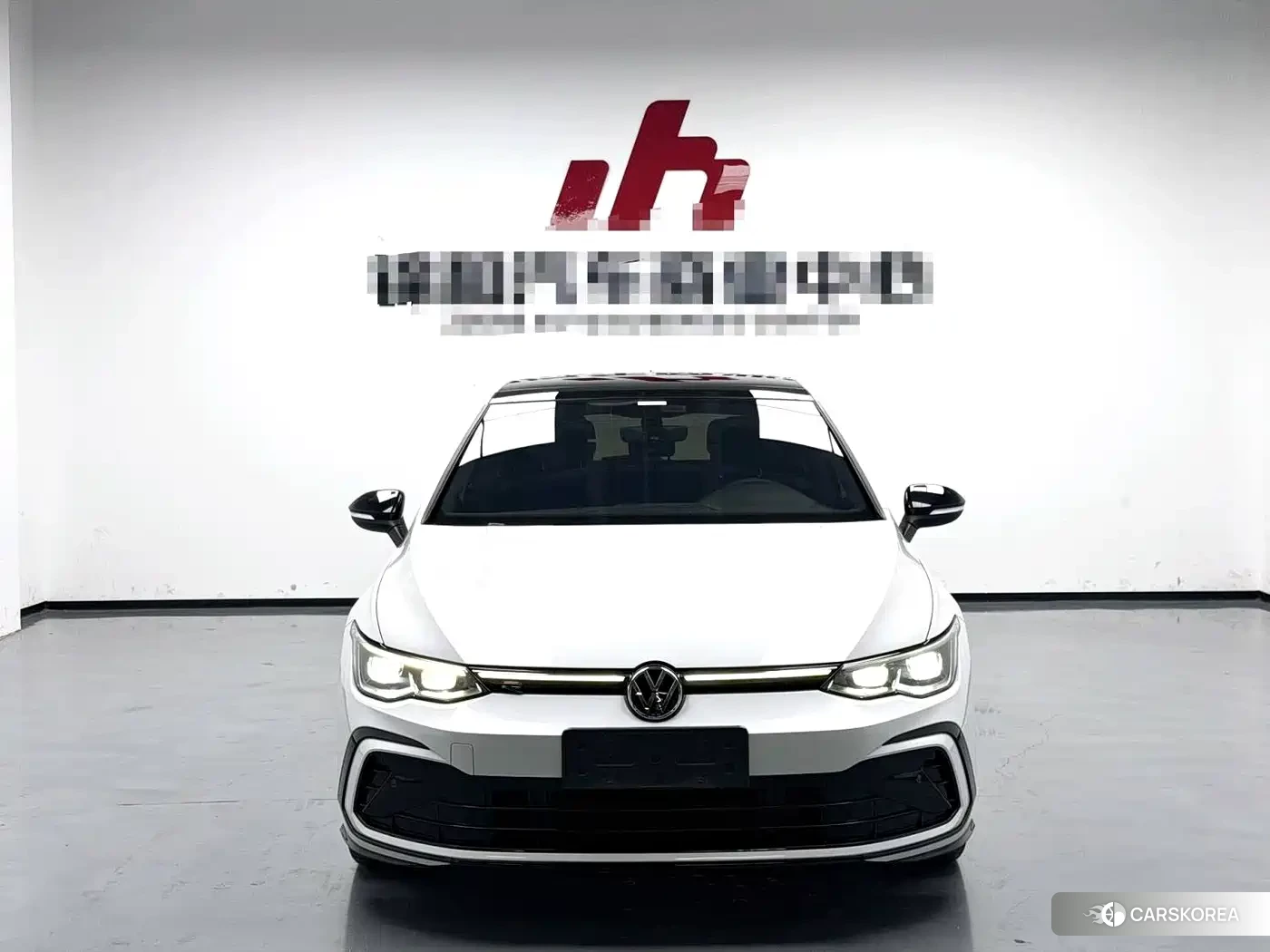 Volkswagen Golf 2024 Белый из Китая, фото 6
