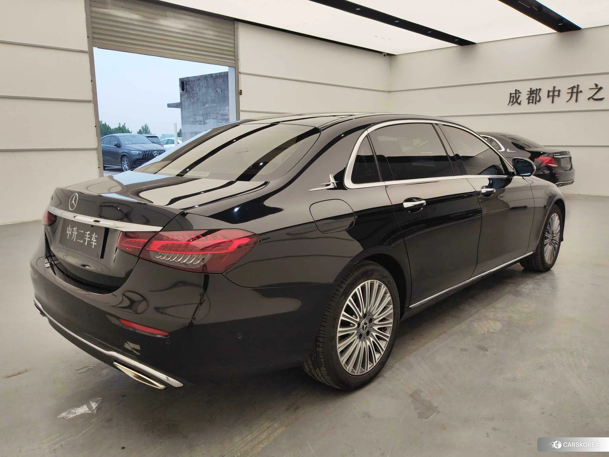 Mercedes-Benz E-class id 4420287 из Китая 9
