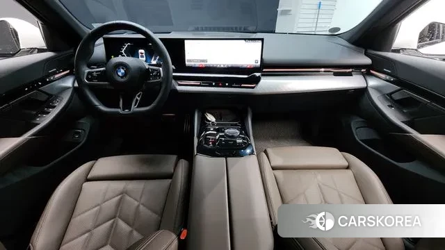 BMW 5 Series (G60) id 3576128 из Кореи 16