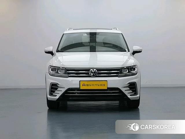 Volkswagen Tiguan L PHEV id 4278661 из Китая 16