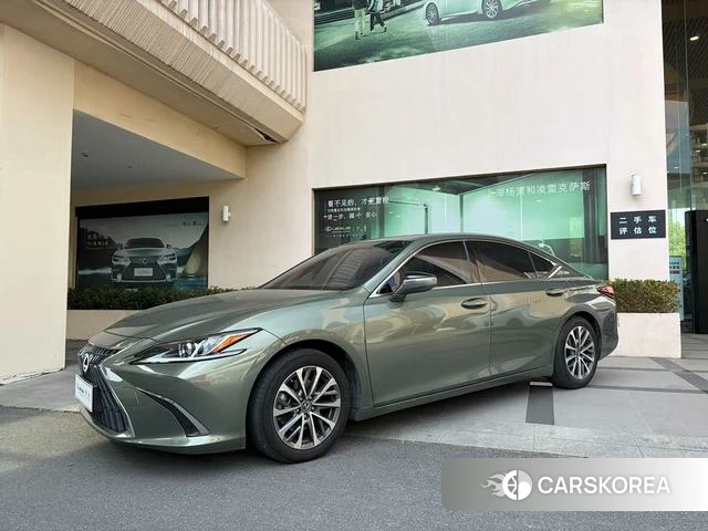 Lexus ES id 4276201 из Китая 11