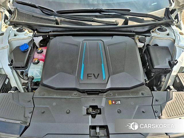 Hyundai Ionic 5 id 3839299 из Кореи 14