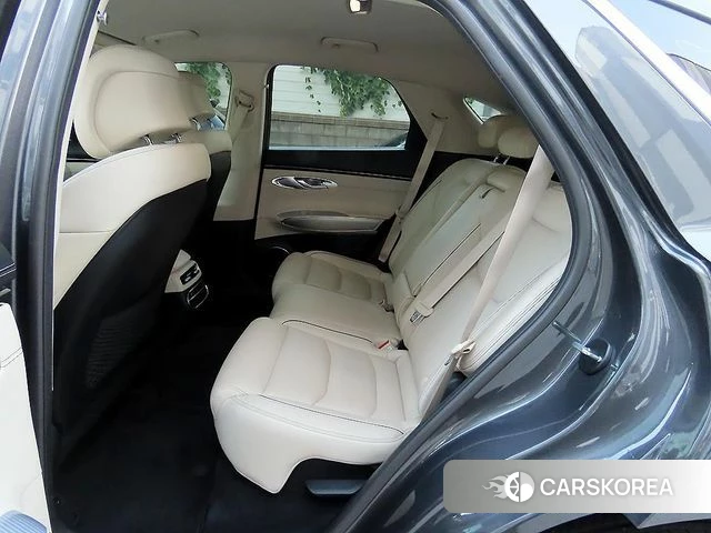 Genesis GV70 id 4849179 из Кореи 16