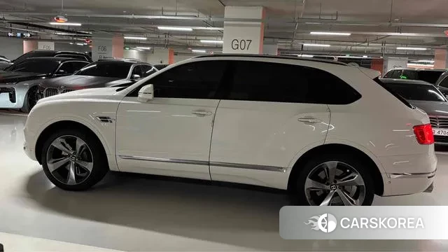 Bentley Bentayga id 3598885 из Кореи 12