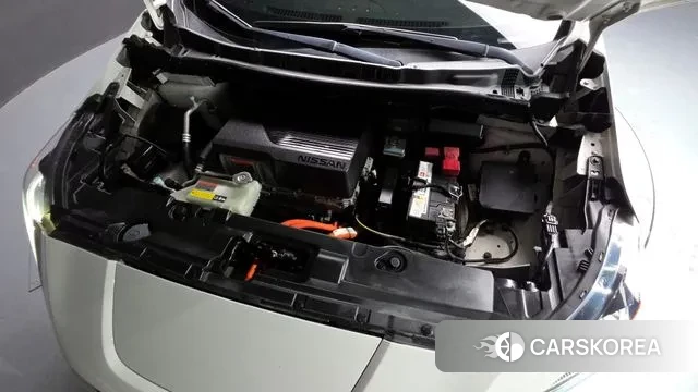 Nissan Leaf (ZE1) id 3449458 из Кореи 16